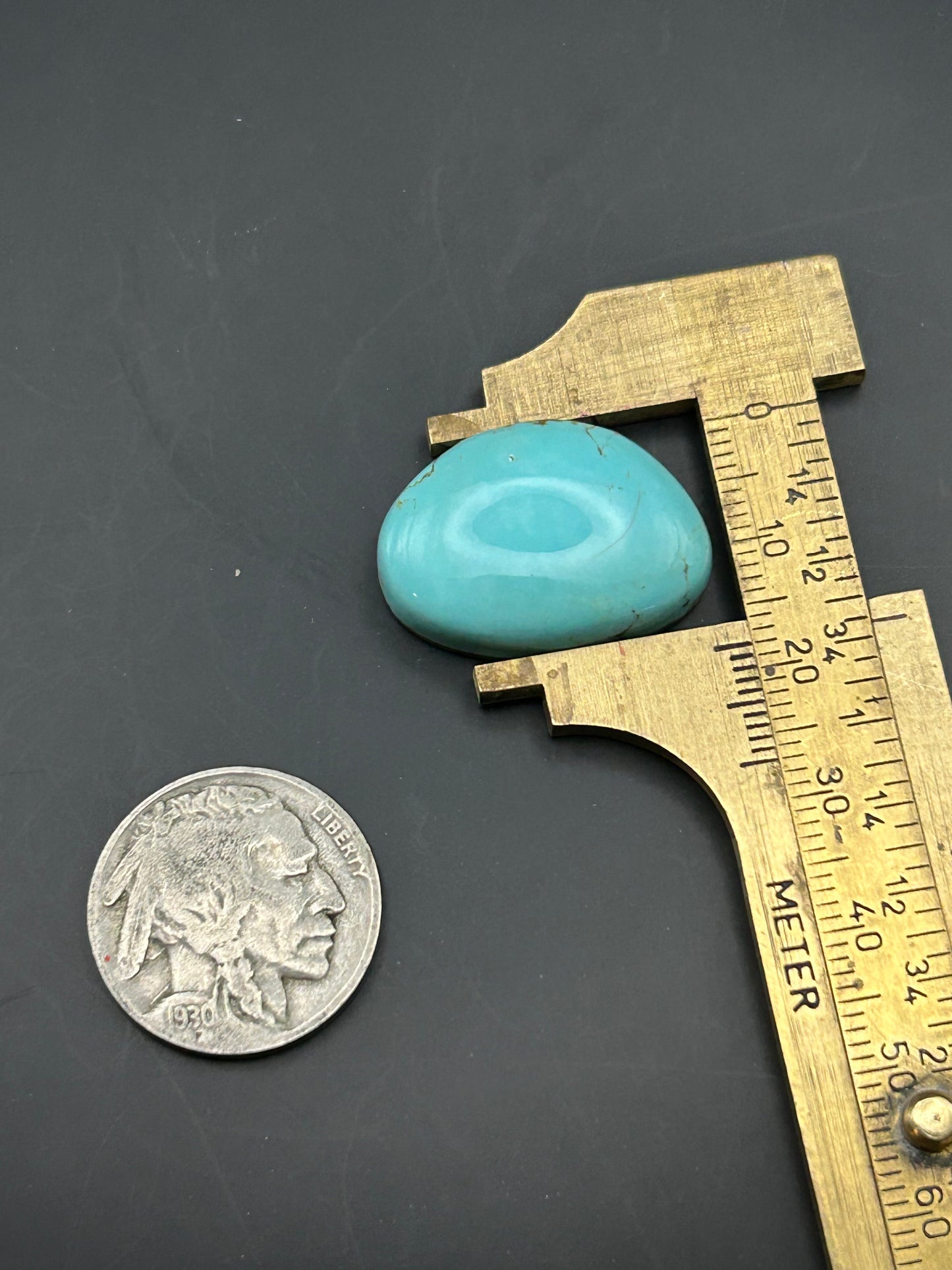 Kingman Turquoise 24cts Cabochon