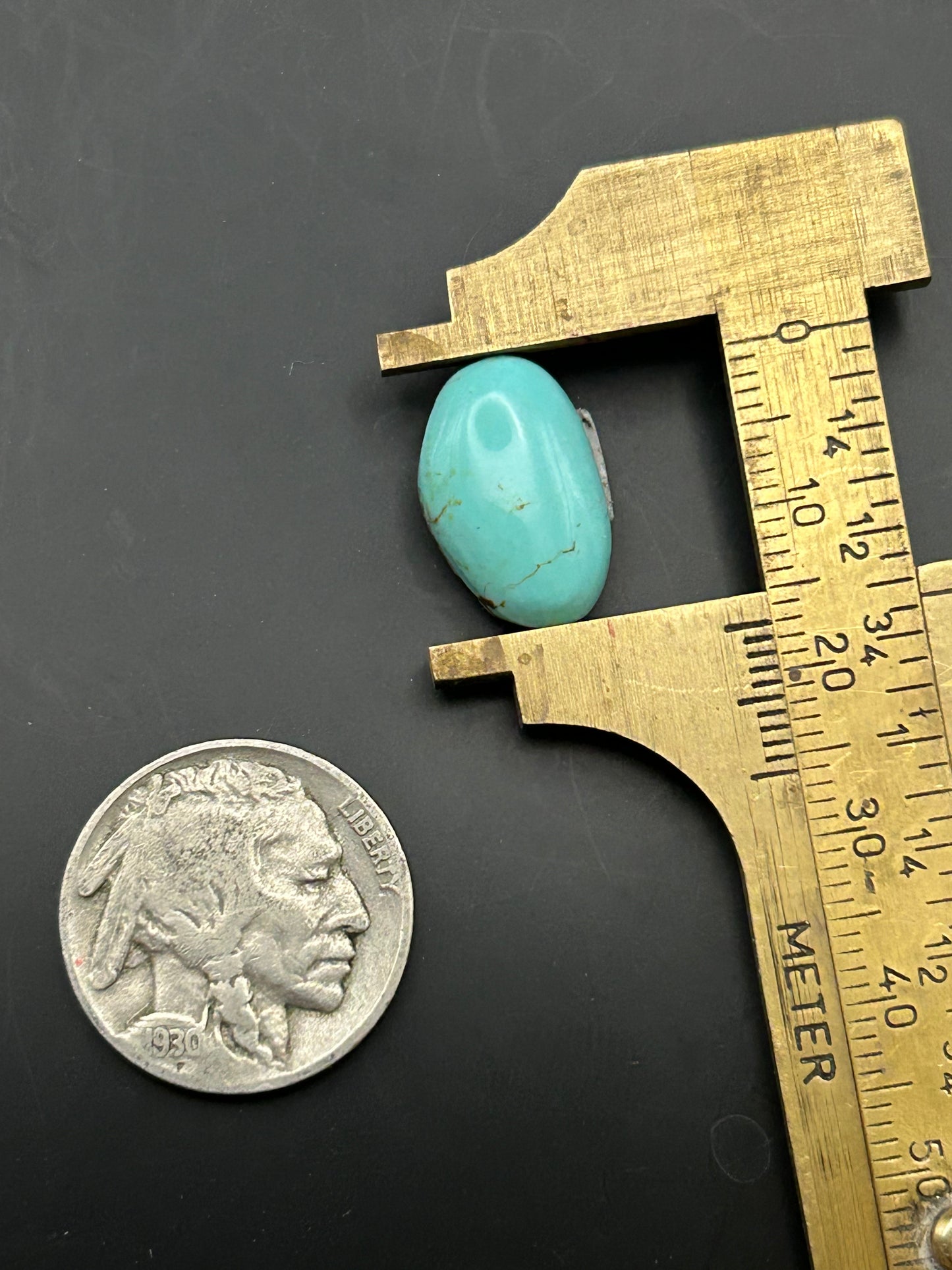 Kingman Turquoise 5.5cts Cabochon