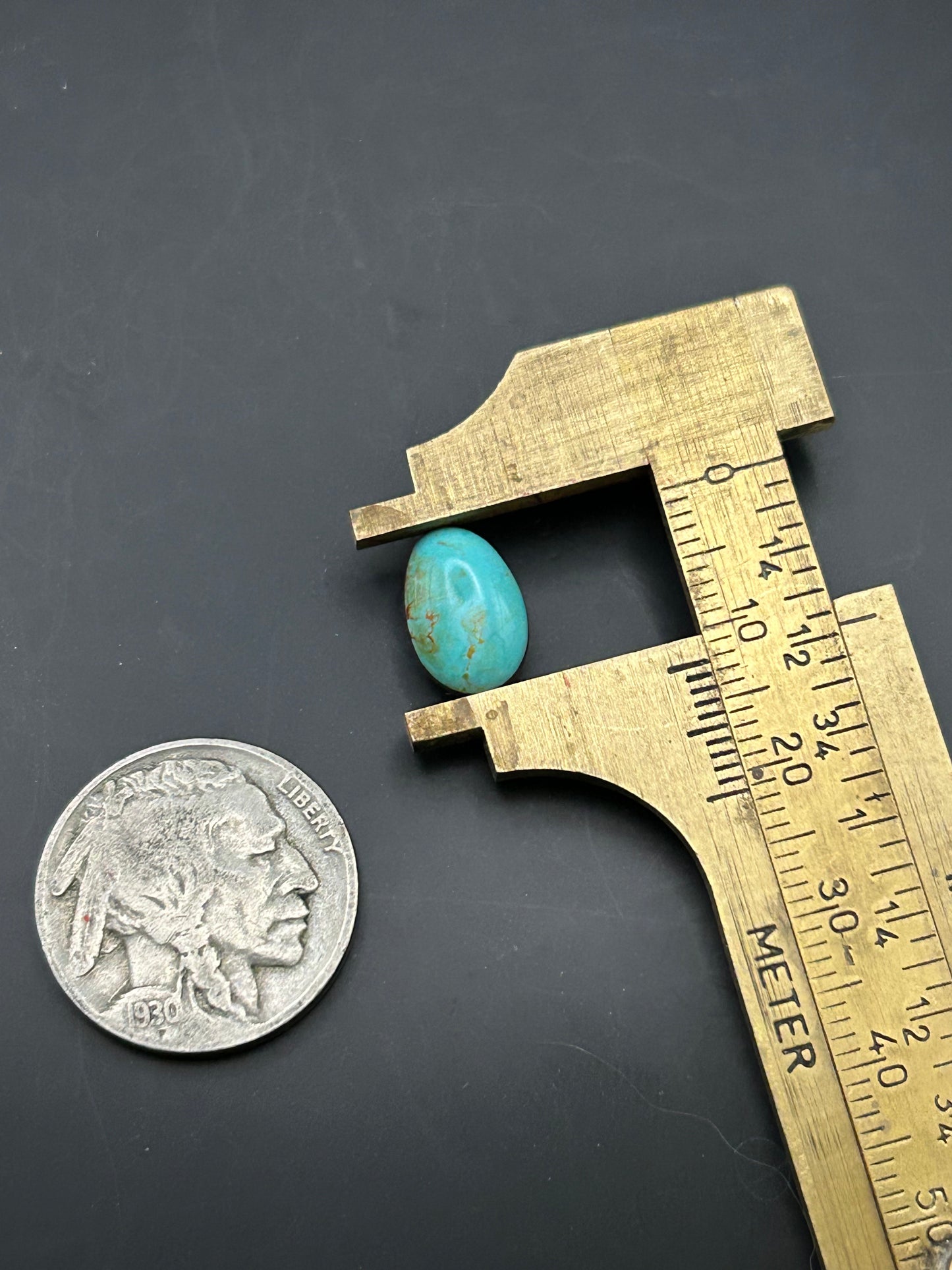 Kingman Turquoise 2ct Cabochon