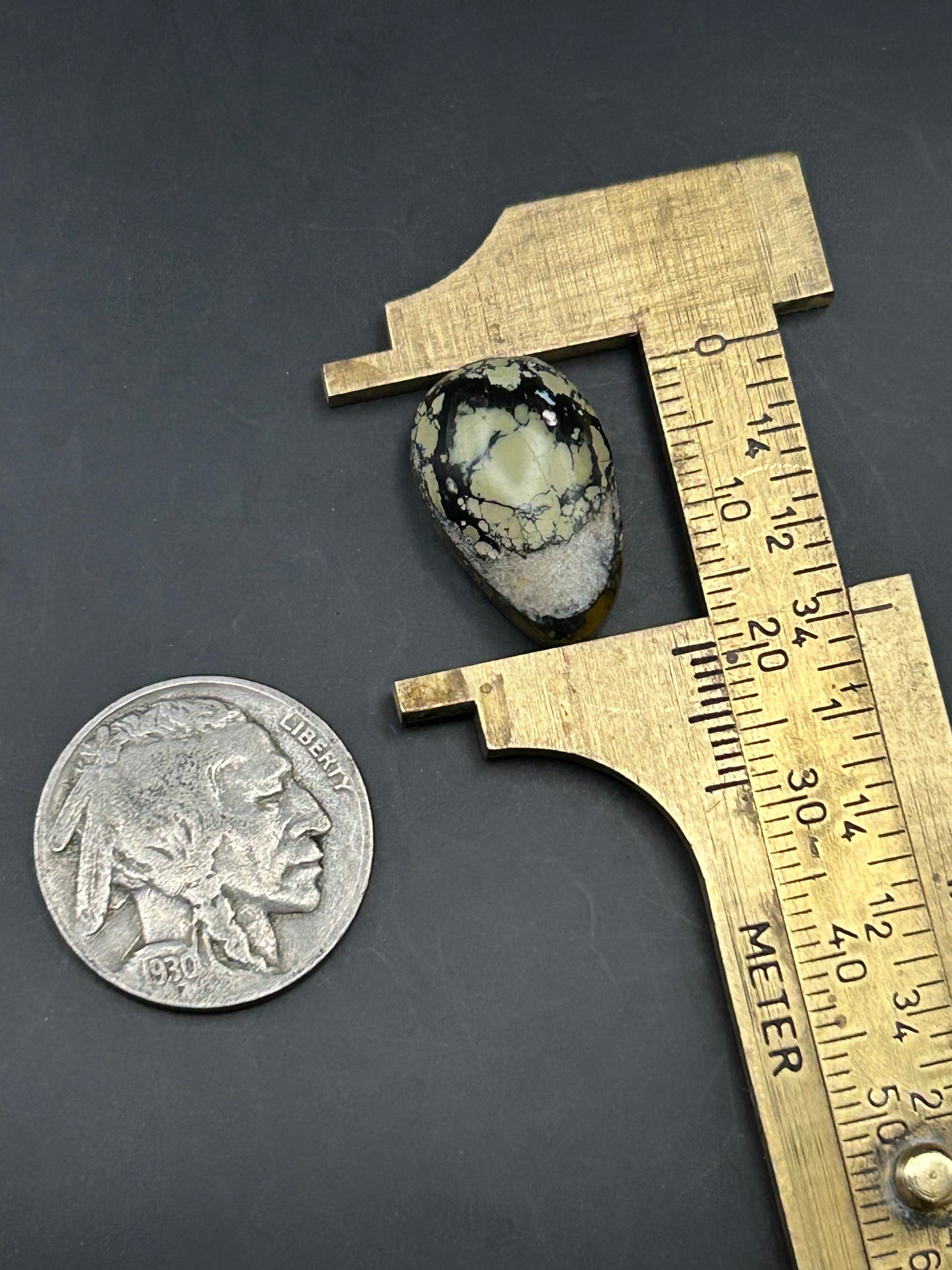 Hubei Turquoise 13.7ct Cabochon